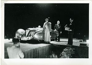 DELAHAYE  CONCOURS D ELEGANCE A AIX LES BAINS EN 1949